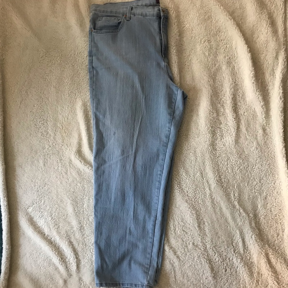 Gloria Vanderbilt Jeans